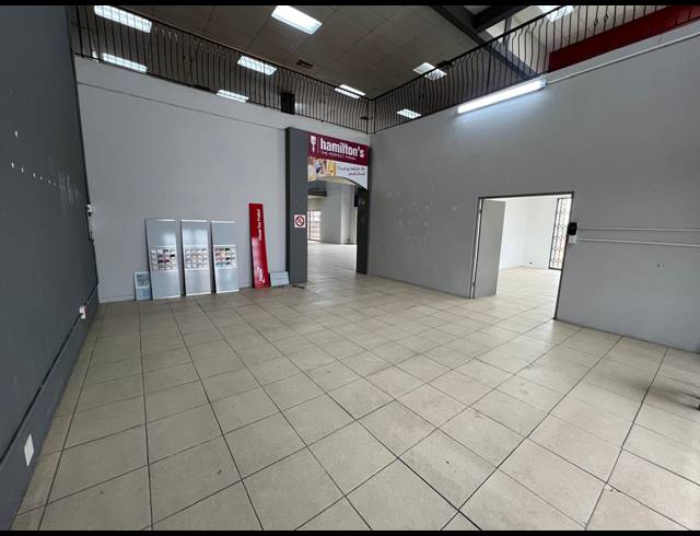 2,618M² WAREHOUSE FOR SALE IN STRIJDOMPARK